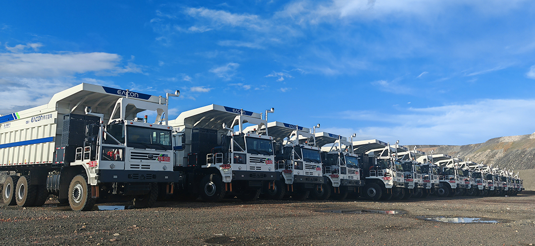 奔赴新征程！宇通新能源無人駕駛礦卡批量交付新疆圣雄黑山露天煤礦