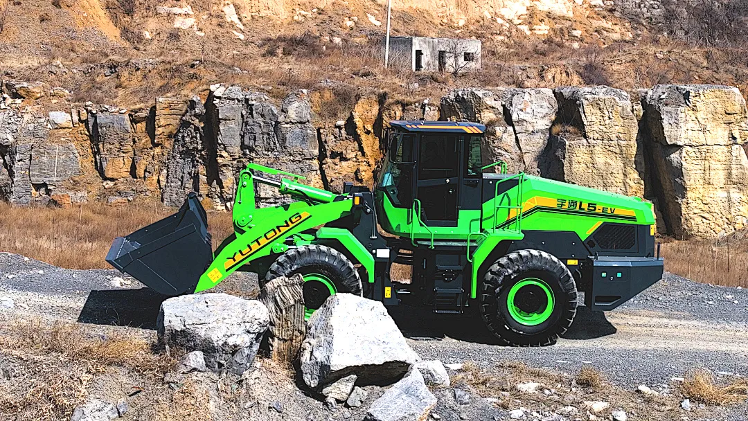 共贏 | 宇通電動裝載機與灰熊動力簽署百臺戰略合作協議 共贏 | 宇通電動裝載機與灰熊動力簽署百臺戰略合作協議