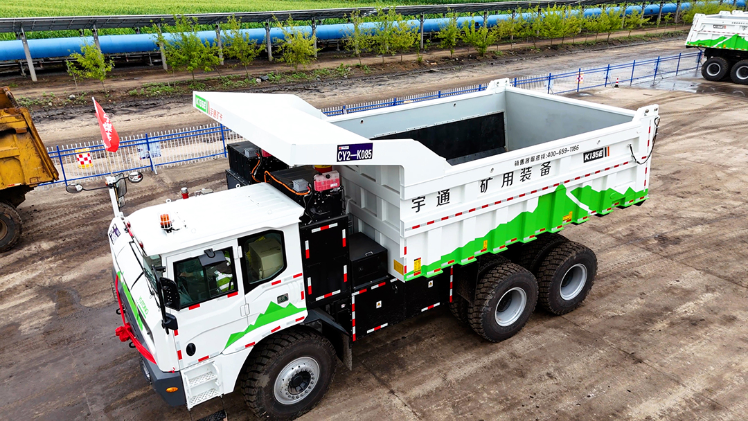 進(jìn)礦!宇通百噸級(jí)礦卡批量交付朝陽(yáng)露天煤礦 進(jìn)礦!宇通百噸級(jí)礦卡批量交付朝陽(yáng)露天煤礦