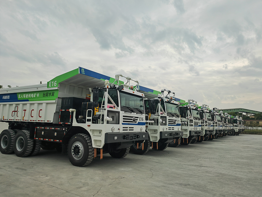 聚勢共贏!宇通新能源無人駕駛礦卡批量交付臺泥 聚勢共贏!宇通新能源無人駕駛礦卡批量交付臺泥