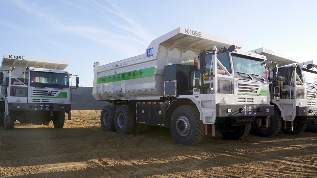 甘肅大單再+1！50臺宇通新能源礦卡正式交付窯街煤電