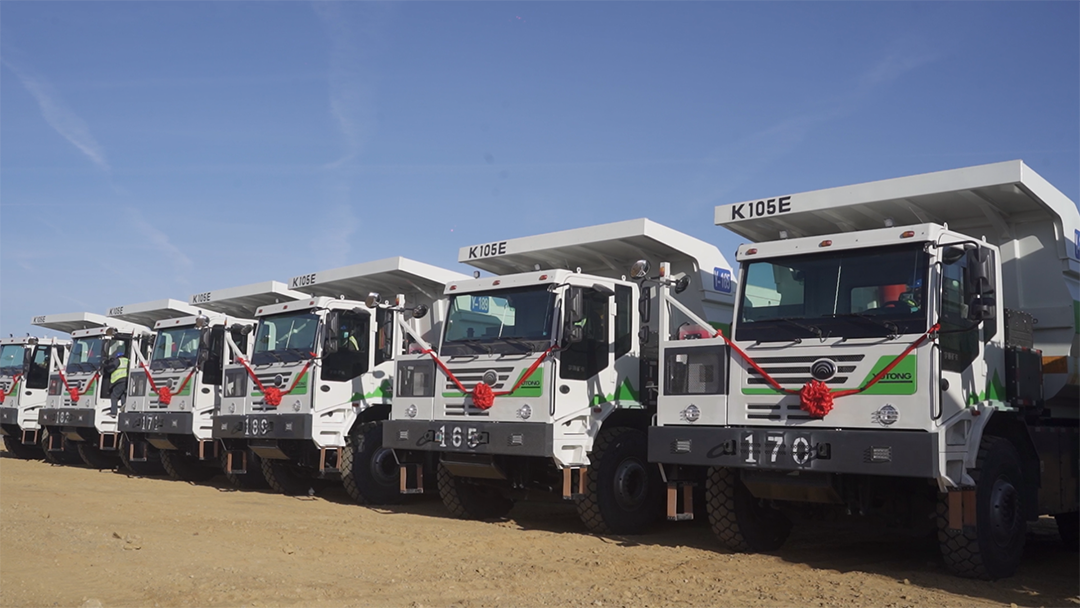 甘肅大單再+1！50臺宇通新能源礦卡正式交付窯街煤電