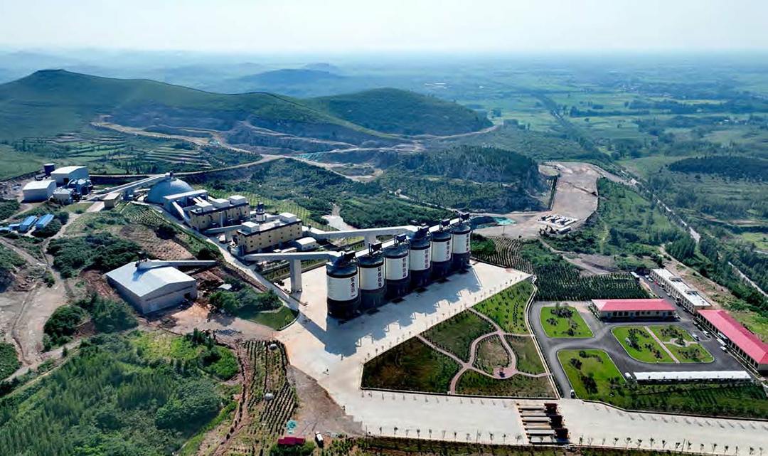 科幻已成現實!宏河百利鳧山礦的智慧運營之道 科幻已成現實!宏河百利鳧山礦的智慧運營之道