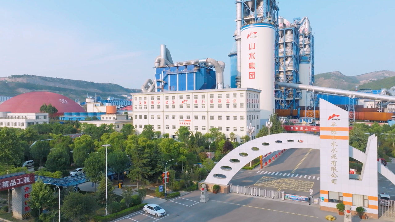 又一里程碑!宇通礦卡助力平陰山水石灰巖礦實現全礦無人運營! 又一里程碑!宇通礦卡助力平陰山水石灰巖礦實現全礦無人運營!